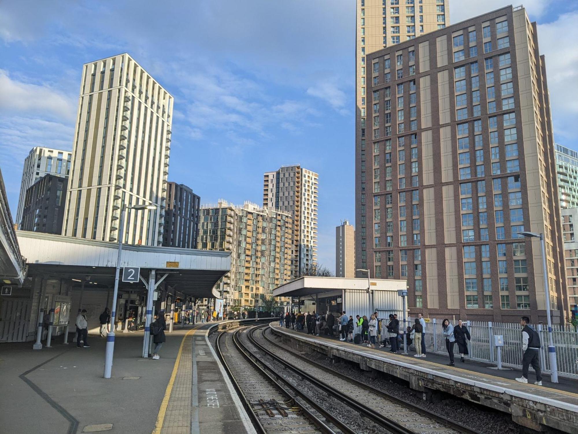 Apartamento Luxury 1Bed Holiday Flat-10 Minutes From London Bridge & 3Mins Walk To Lewisham Dlr Exterior foto